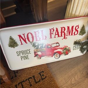 Noel Farms Holiday Serving Tray - Red and Green